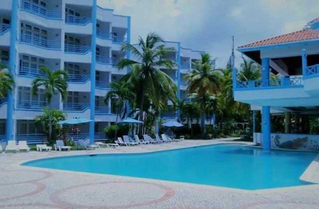 Hotel Costa Larimar piscine barahona